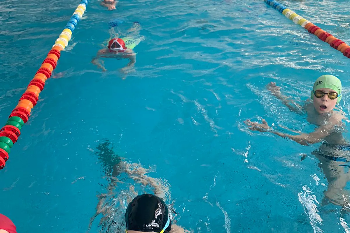AQUA SWIM — СГУПС — фотография центра или занятия