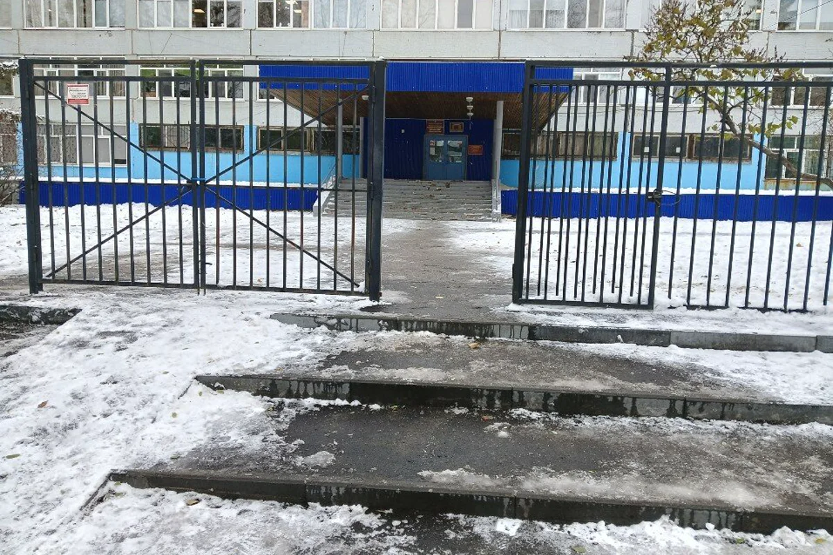 Бассейн школы №43 — фотография центра или занятия
